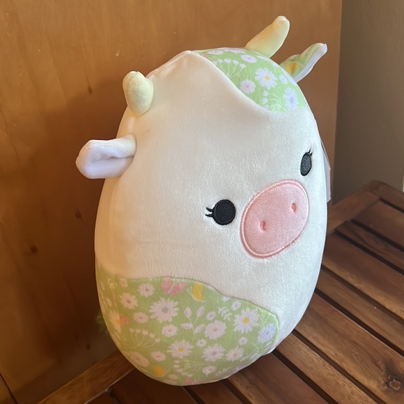 🟣 NWT 8” Ada The Easter Cow Squishmallow, floral flower butterfly print spring - Picture 2 of 8